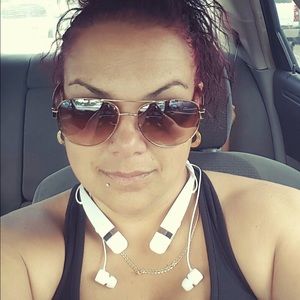 Meet your Posher, Paula